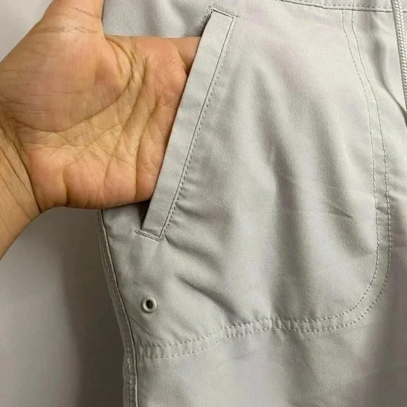 Athletic worksLight Grey shortslight weight fabricmedium - Picture 5 of 8